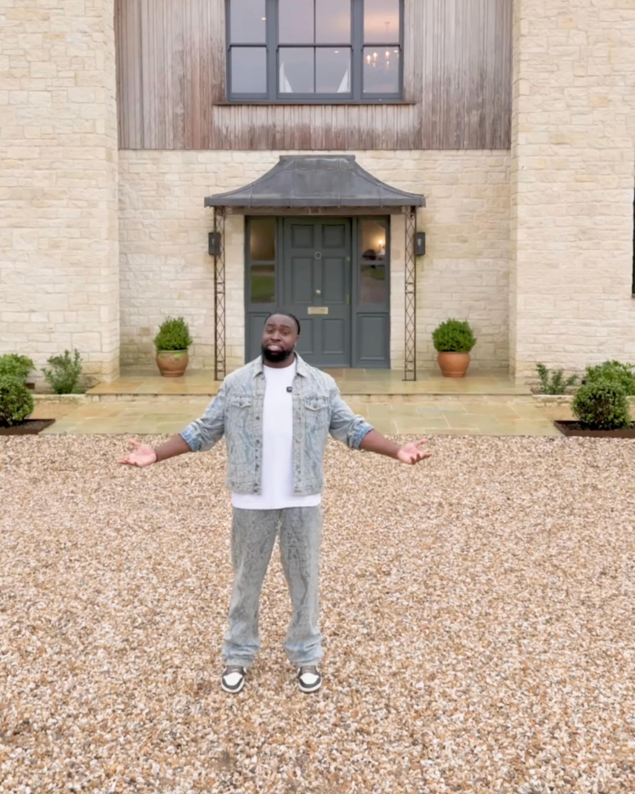 Raffle House
